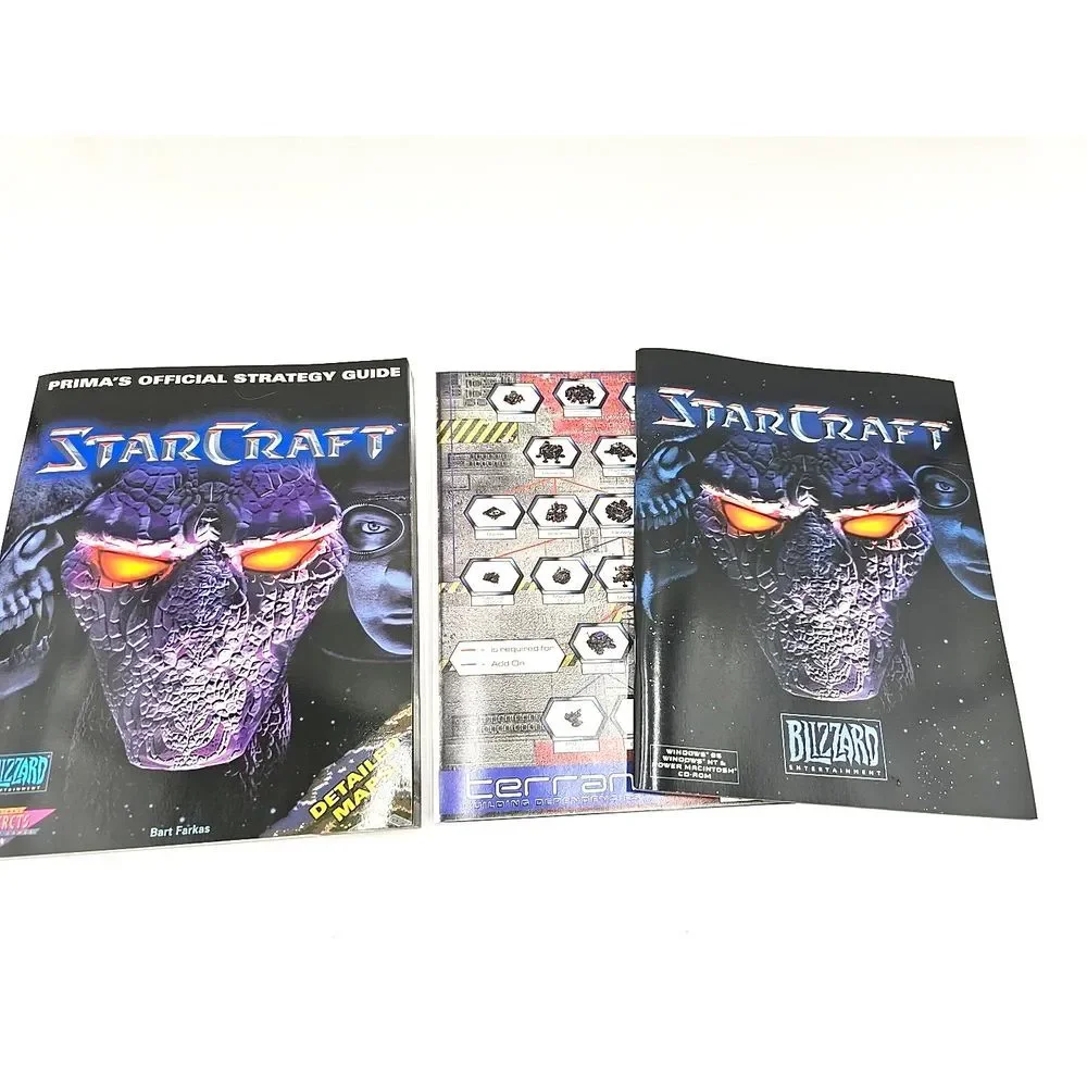 StarCraft Battle Chest PC Game Vintage Blizzard‎ W/GUIDES